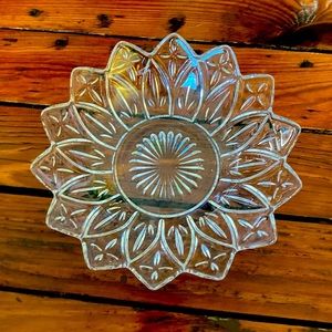 Vintage Federal Pressed Glass Flower Petal Bowl 8”